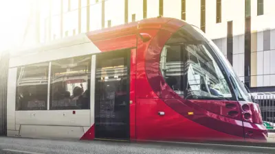 Tejp för ytor med låg energi