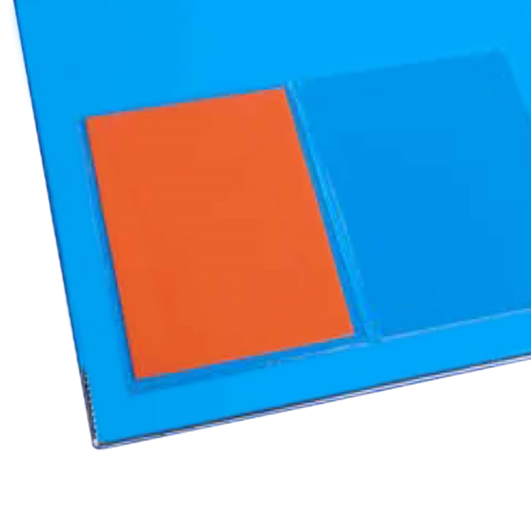 Självhäftande plastficka